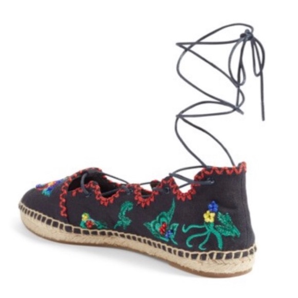 NEW Tory Burch Sonoma Embroidered Ghillie Flats - Picture 3 of 8